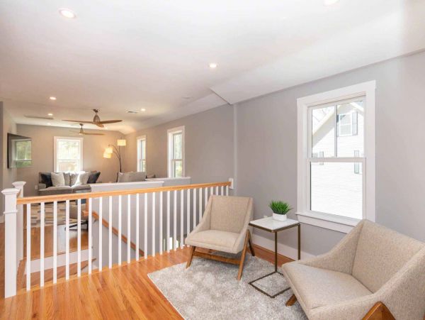 Cape Cod Home 994705