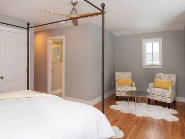 Cape Cod Home 994705