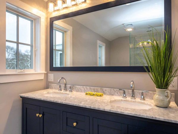 Cape Cod Home 994705
