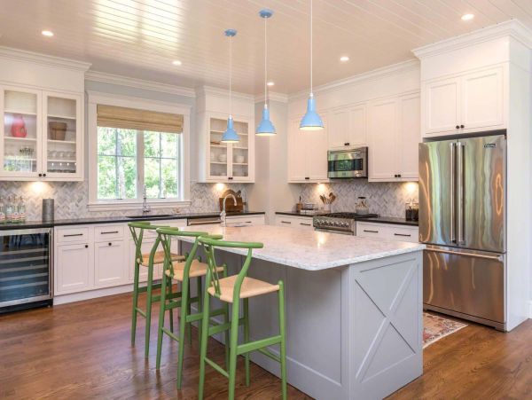 Cape Cod Home 994707