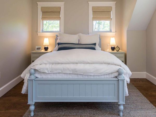 Cape Cod Home 994707