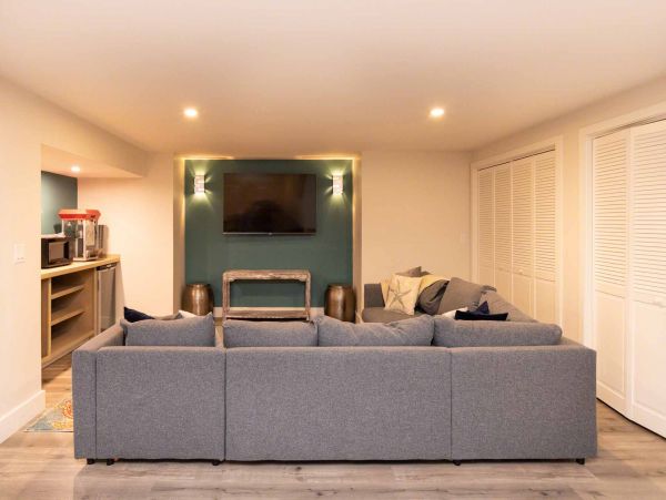 Cape Cod Home 994709