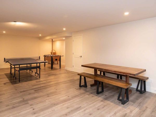 Cape Cod Home 994709