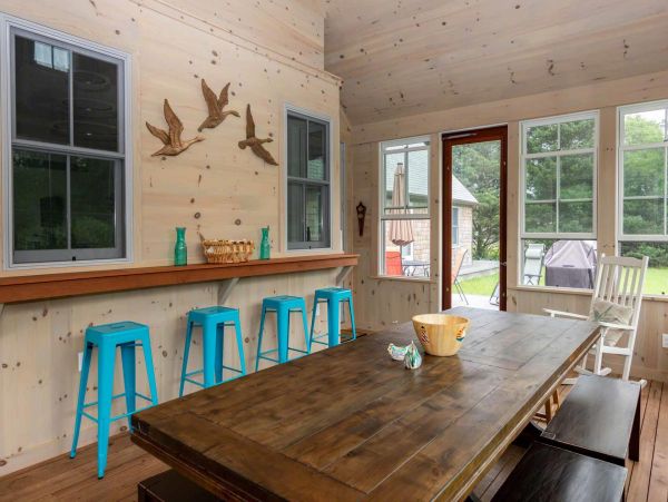 Cape Cod Home 994709