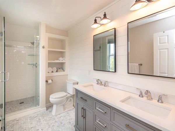 Cape Cod Home 994710