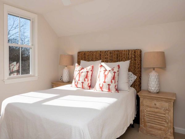 Cape Cod Home 994710