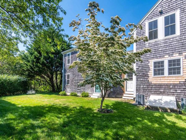 Cape Cod Home 994710