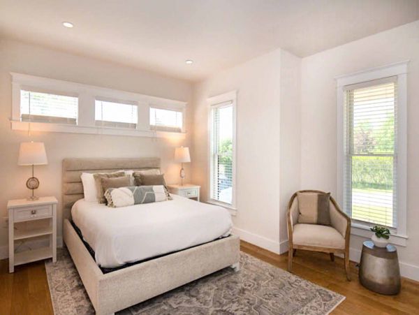 Cape Cod Home 994714
