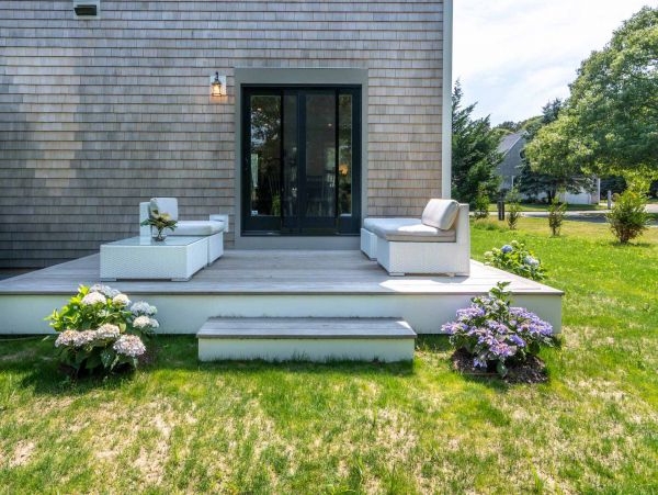 Cape Cod Home 994714