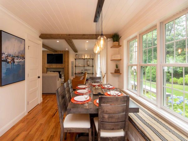Cape Cod Home 994715