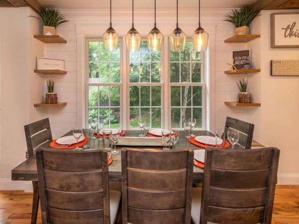Cape Cod Home 994715
