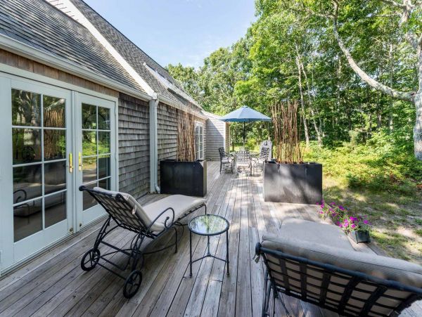 Cape Cod Home 994717