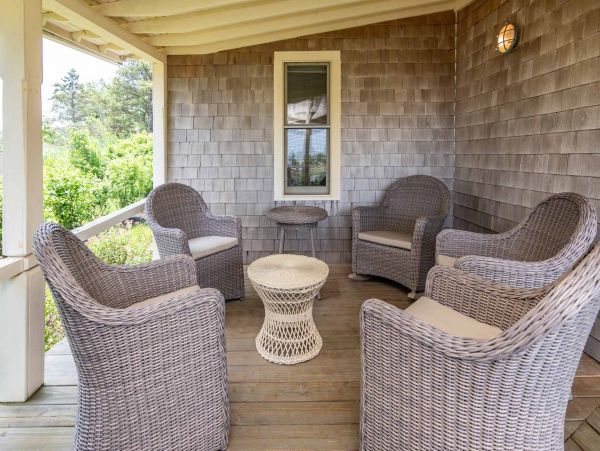 Cape Cod Home 994719
