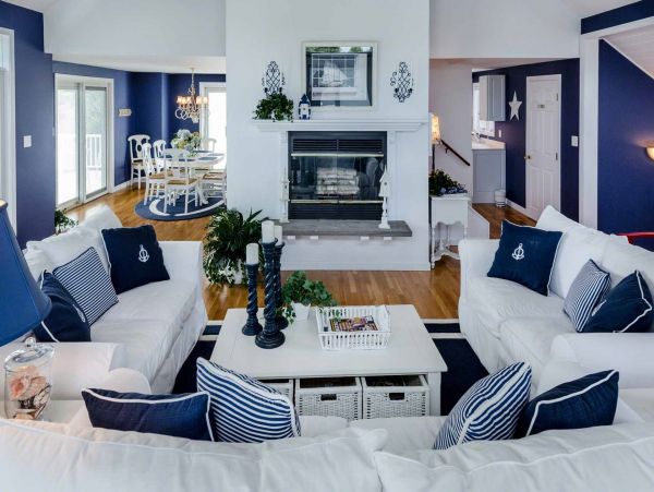Cape Cod Home 994721