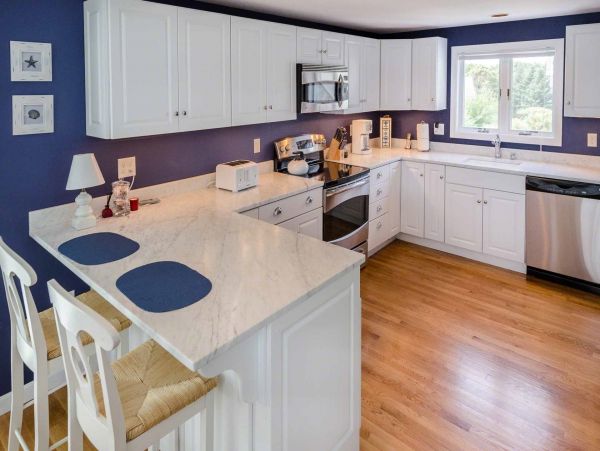 Cape Cod Home 994721