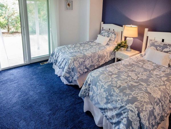 Cape Cod Home 994721