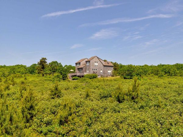 Cape Cod Home 994722