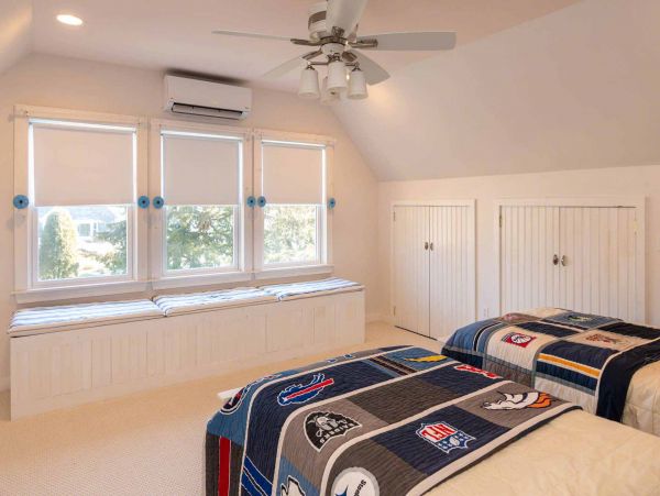 Cape Cod Home 994724