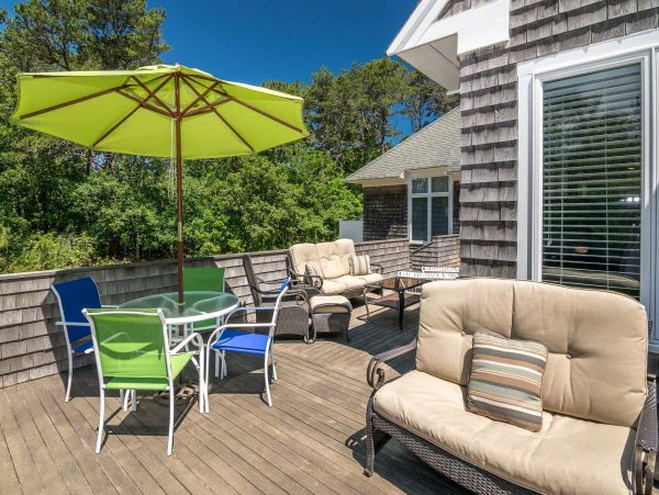 Cape Cod Home 994725