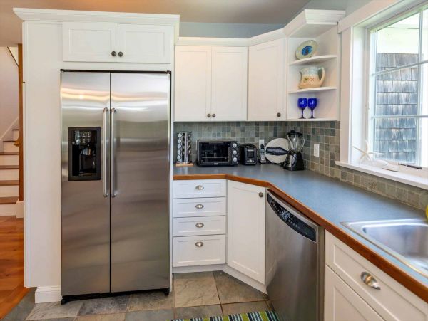 Cape Cod Home 994726