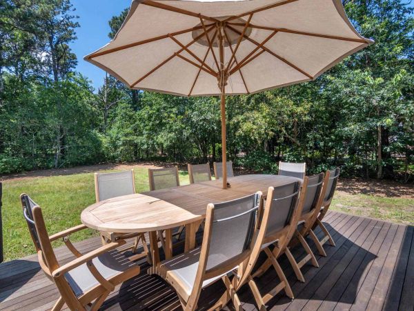 Cape Cod Home 994727