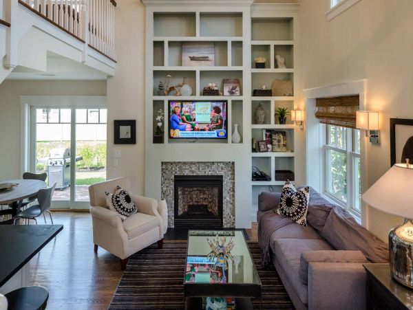 Cape Cod Home 994728