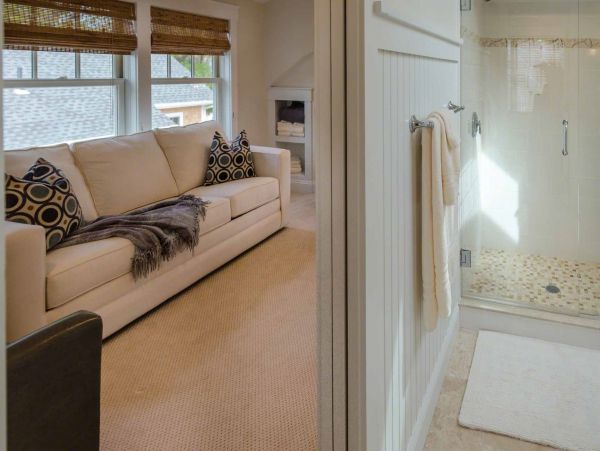 Cape Cod Home 994728
