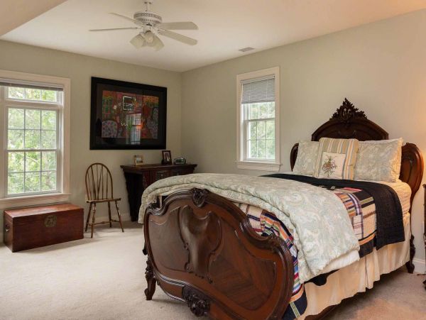 Cape Cod Home 994729