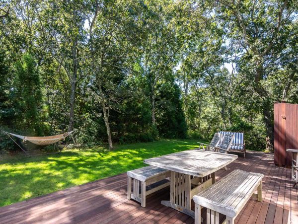 Cape Cod Home 994729