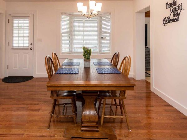 Cape Cod Home 994732