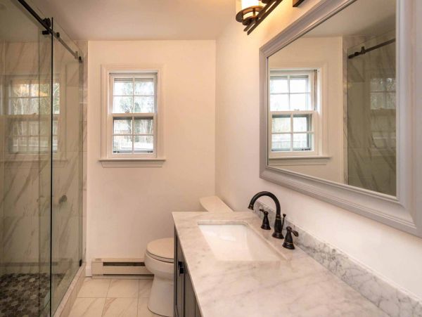 Cape Cod Home 994732