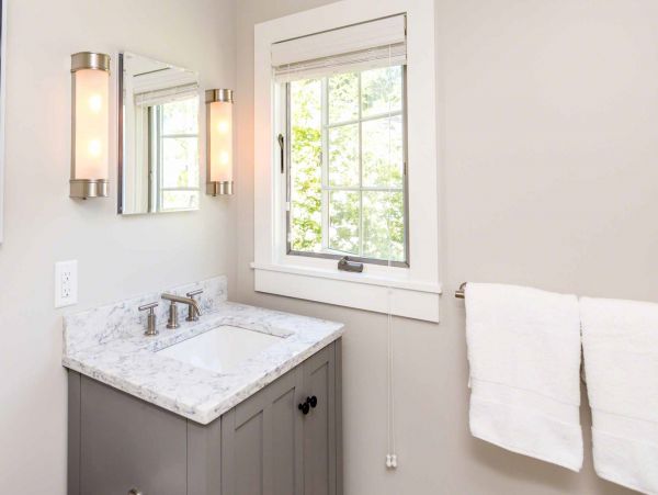 Cape Cod Home 994733
