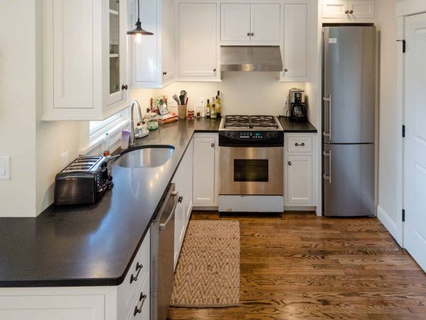 Cape Cod Home 994734