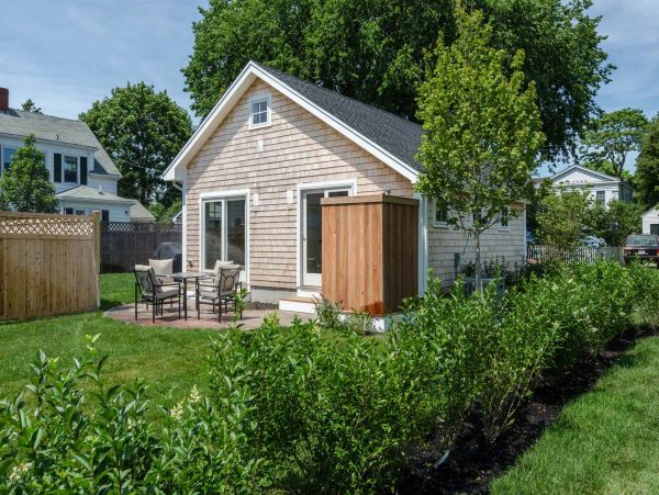 Cape Cod Home 994734