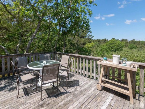 Cape Cod Home 994735
