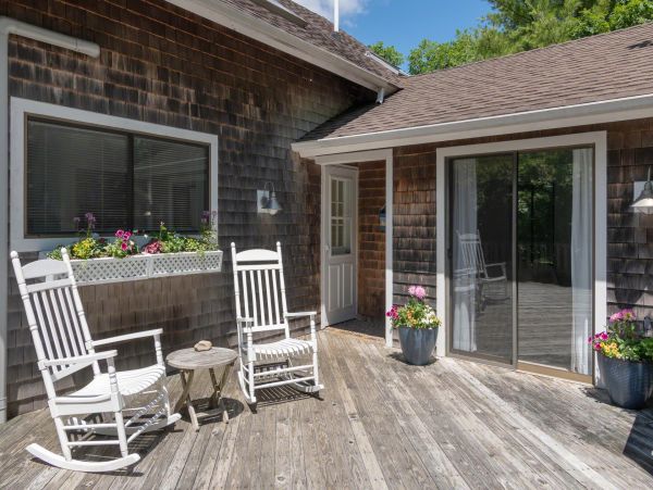 Cape Cod Home 994735