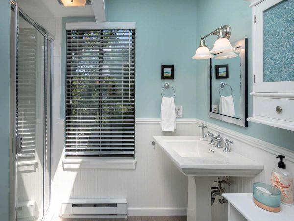 Cape Cod Home 994735