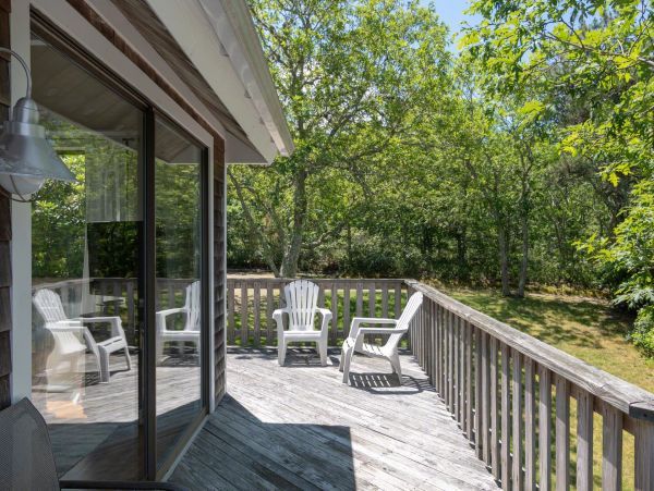 Cape Cod Home 994735