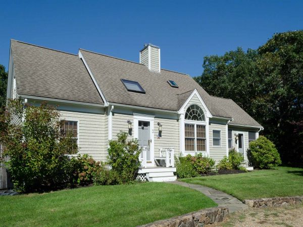 Cape Cod Home 994741