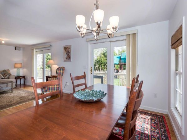 Cape Cod Home 994741