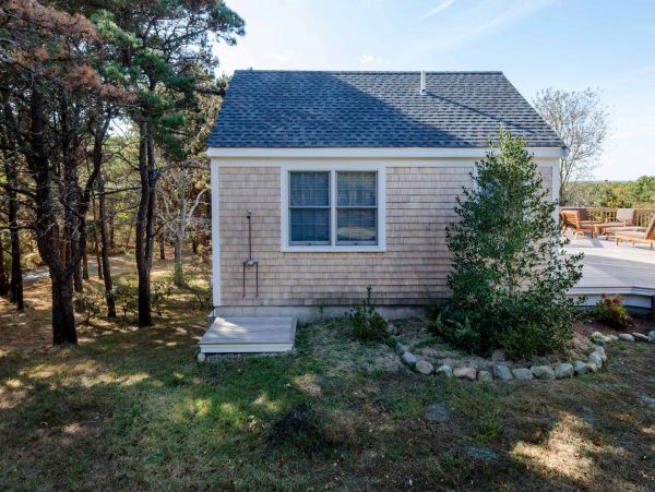 Cape Cod Home 994743