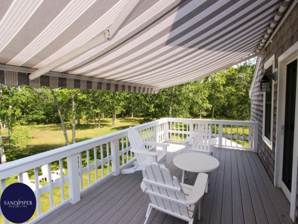 Cape Cod Home 994749