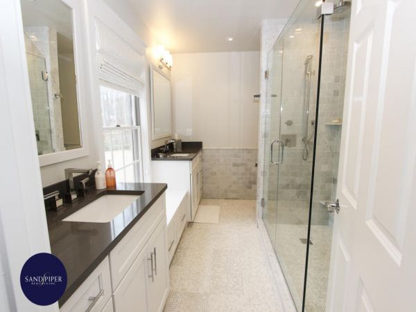 Cape Cod Home 994751