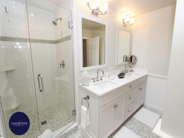 Cape Cod Home 994751