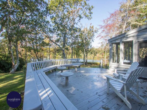 Cape Cod Home 994760