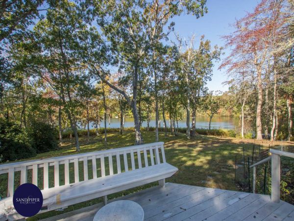 Cape Cod Home 994760