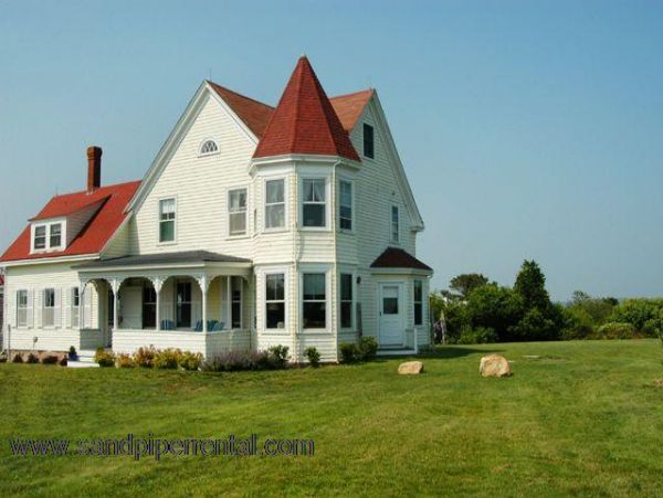 Cape Cod Home 994761