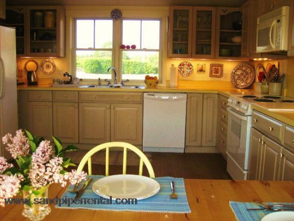 Cape Cod Home 994761