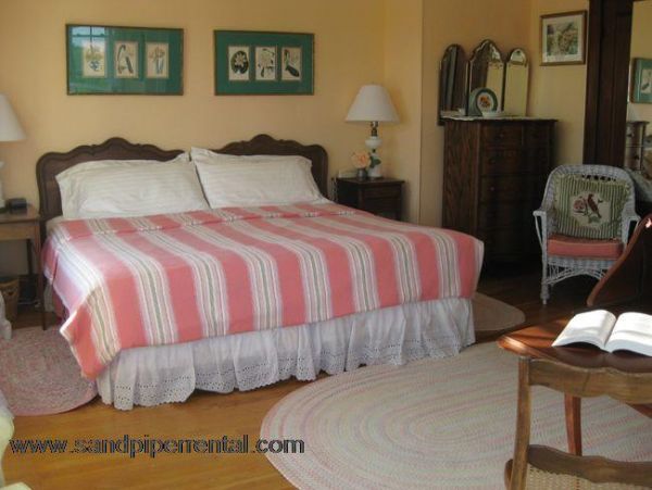 Cape Cod Home 994761