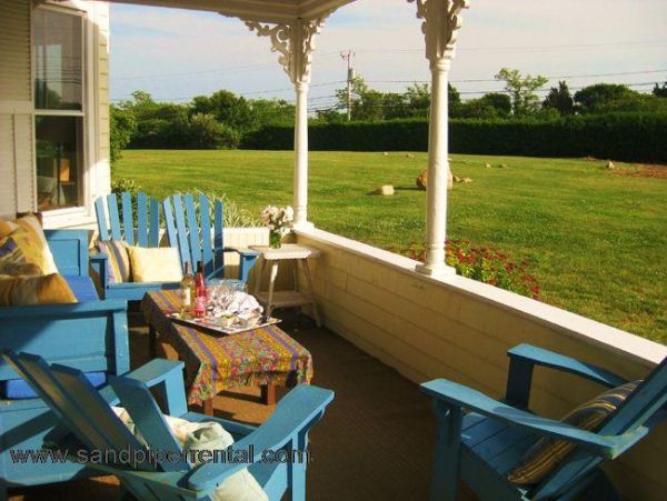 Cape Cod Home 994761
